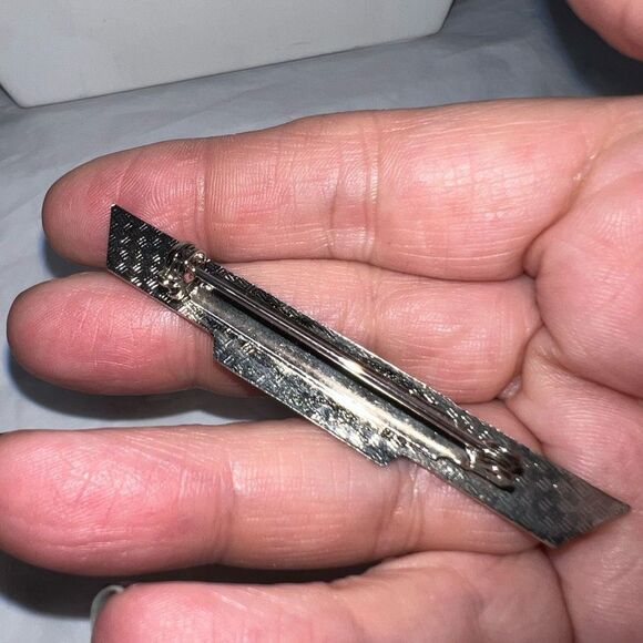 Vintage Gold Tone and Enameled Art Deco Styling Bar Pin - Picture 3 of 7